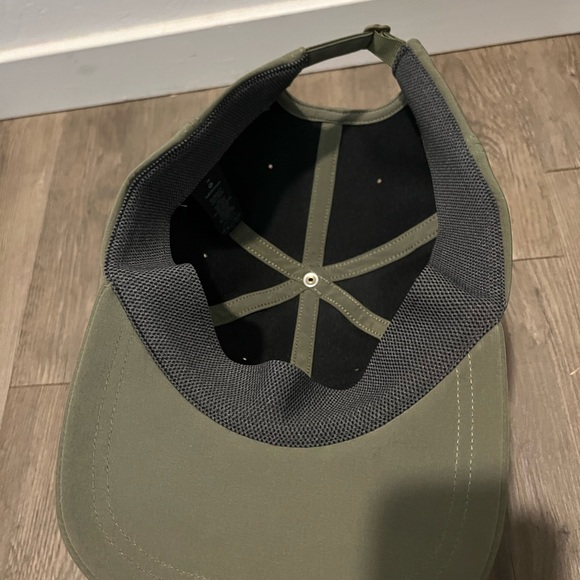 Lululemon Hat - Picture 5 of 6